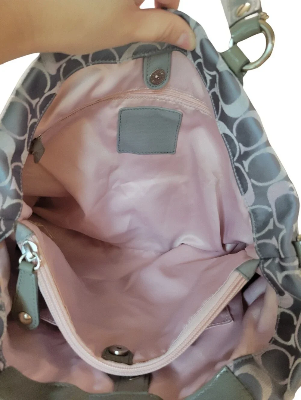 Coach Ashley Signature Sateen Carryall Tote Gray Pink Shoulder Bag F18450